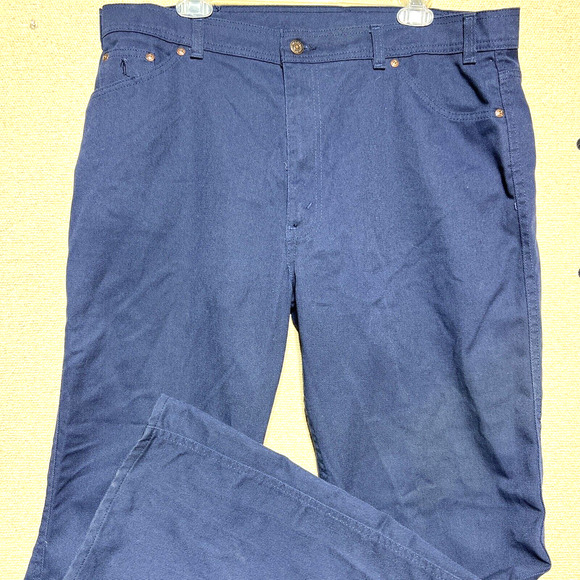 Vintage White Tab Levis Men With A Skosh More Room Navy 549 Jeans 40x32 - Picture 1 of 12